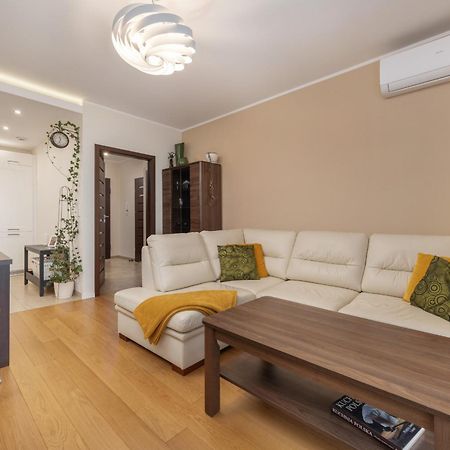 Comfortable Apartment Krakowska Wroclaw With Free Parking By Noclegi Renters Buitenkant foto