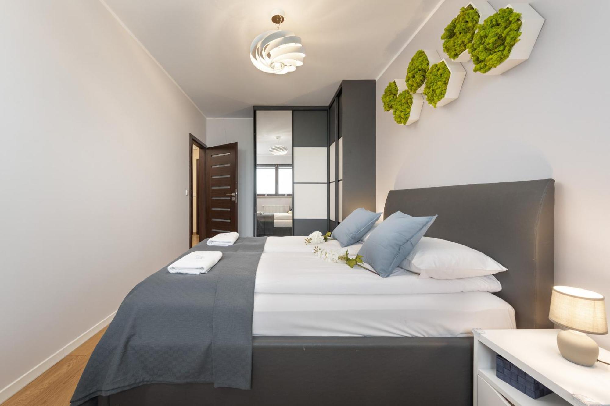 Comfortable Apartment Krakowska Wroclaw With Free Parking By Noclegi Renters Buitenkant foto