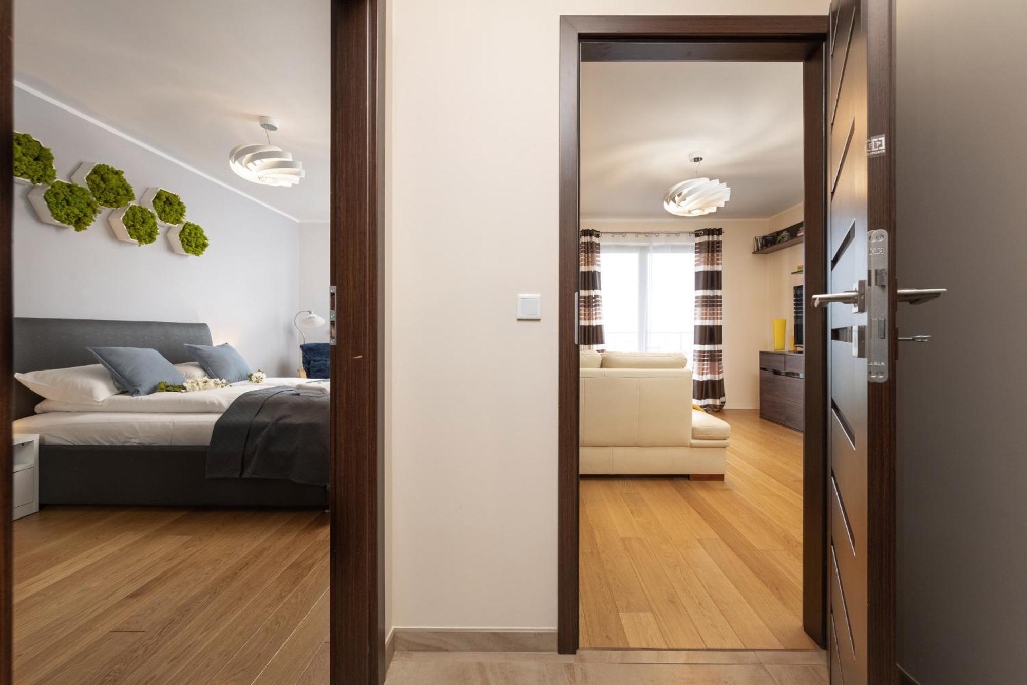 Comfortable Apartment Krakowska Wroclaw With Free Parking By Noclegi Renters Buitenkant foto