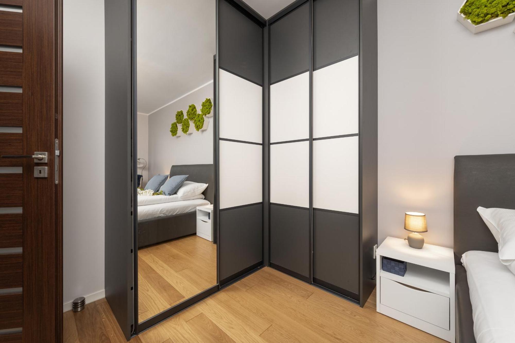 Comfortable Apartment Krakowska Wroclaw With Free Parking By Noclegi Renters Buitenkant foto