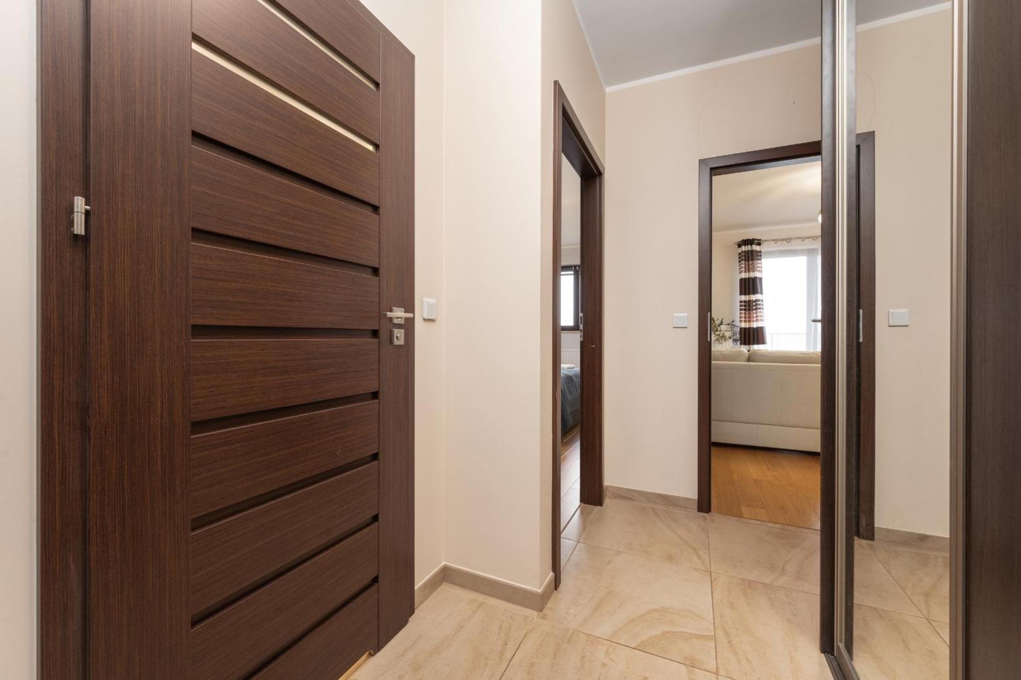 Comfortable Apartment Krakowska Wroclaw With Free Parking By Noclegi Renters Buitenkant foto