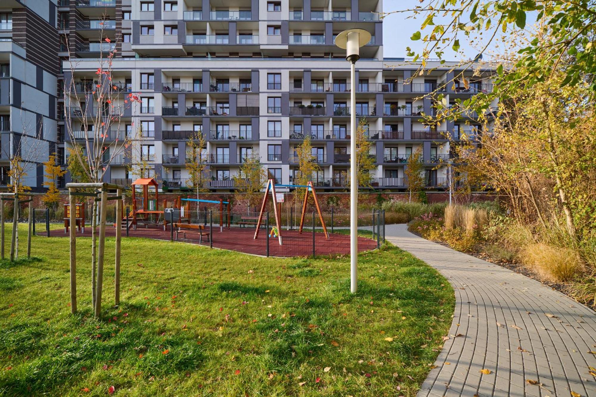 Comfortable Apartment Krakowska Wroclaw With Free Parking By Noclegi Renters Buitenkant foto